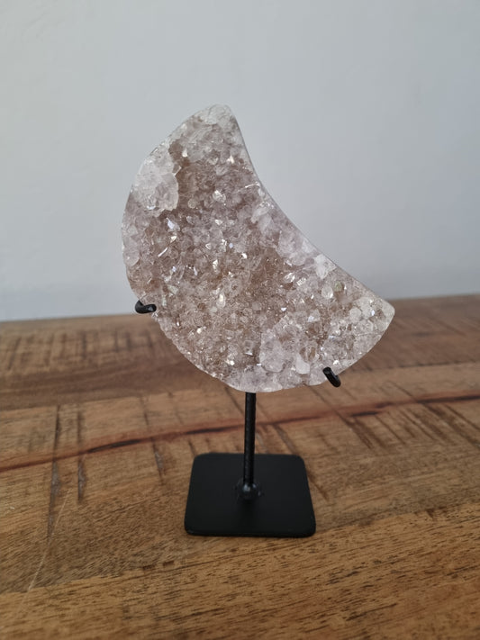 Roze amethist maan op standaard 6