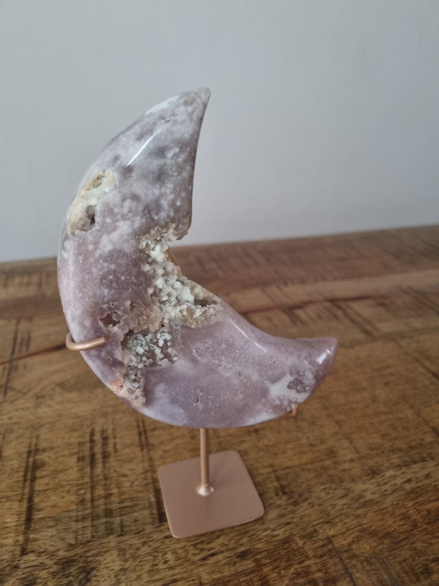 Roze amethist maan op standaard 7