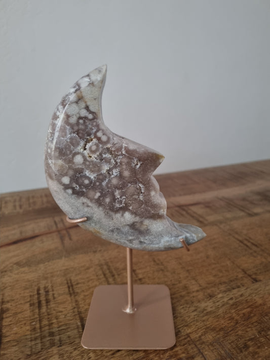 Pink amethyst moon on stand 9